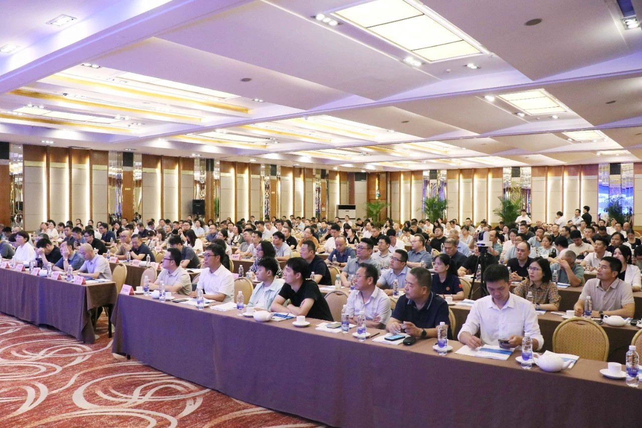 1754041575369569.jpg 019123e1644ee7b32db62da0b262ad8.jpg